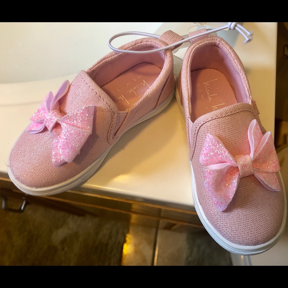 Nicole Miller LT pink toddler canvas
